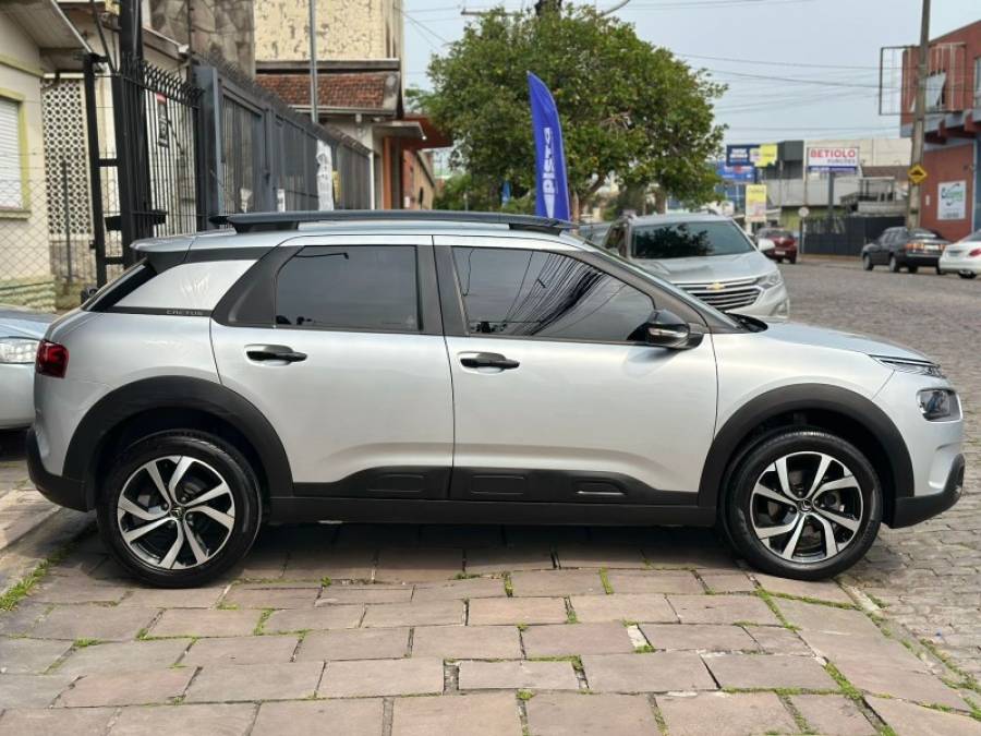 CITROËN - C4 CACTUS - 2021/2022 - Prata - R$ 84.900,00