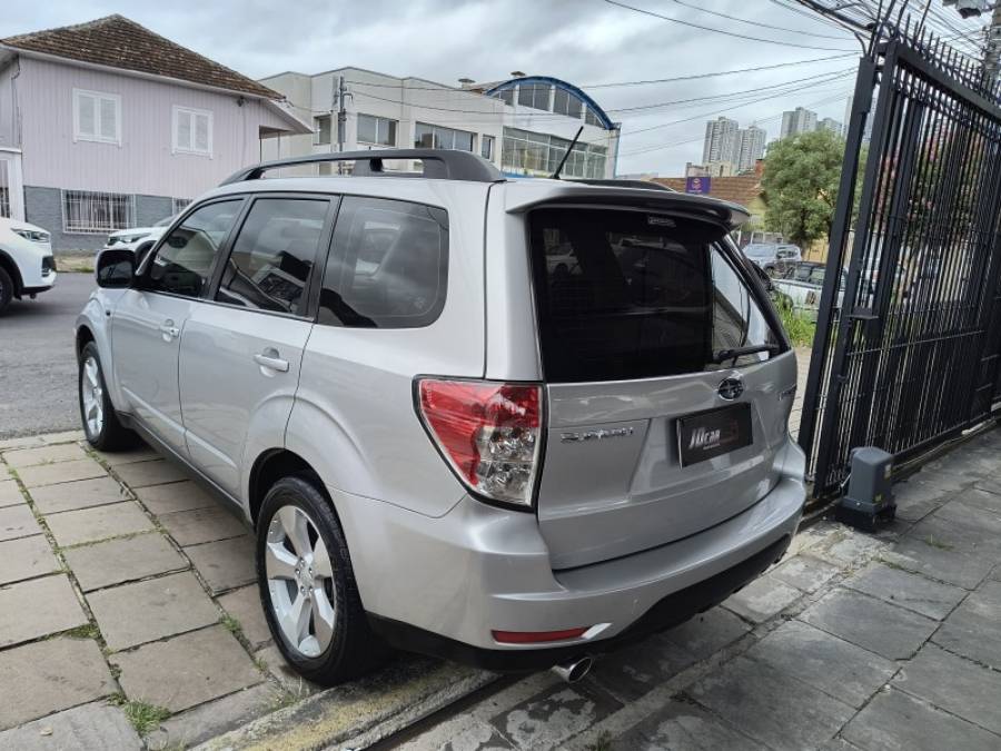 SUBARU - FORESTER - 2010/2010 - Prata - R$ 47.900,00