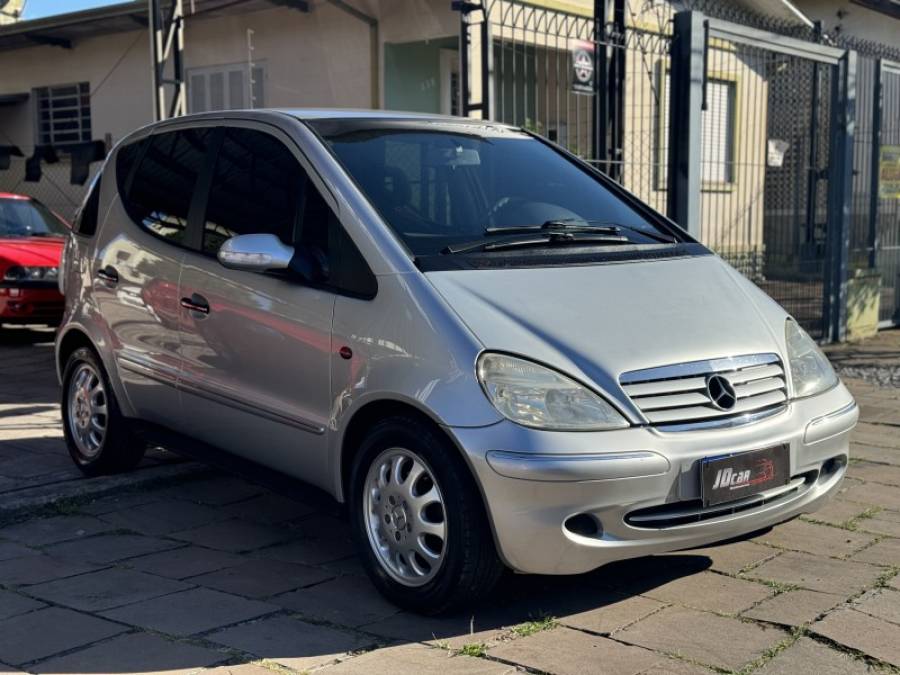 MERCEDES-BENZ - A 190 - 2004/2005 - Prata - R$ 24.900,00