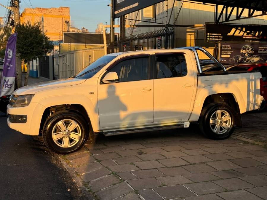 VOLKSWAGEN - AMAROK - 2013/2012 - Branca - R$ 98.900,00