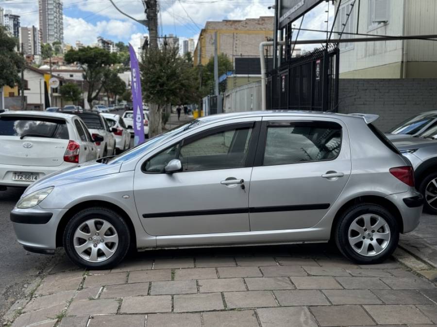 PEUGEOT - 307 - 2004/2004 - Cinza - R$ 19.900,00