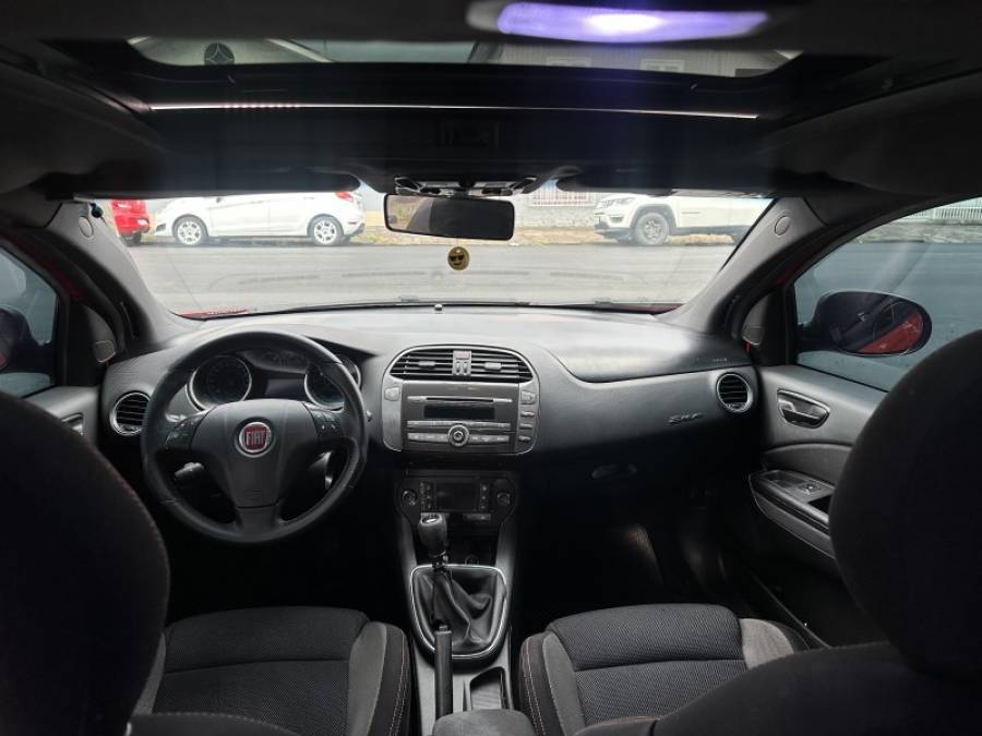 FIAT - BRAVO - 2014/2014 - Vermelha - R$ 46.900,00