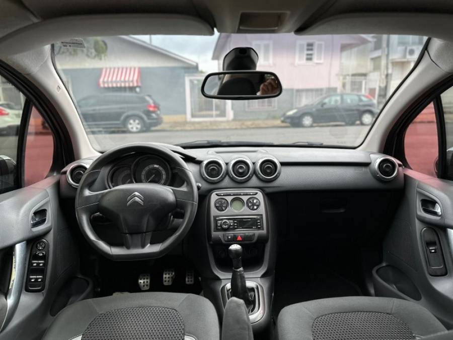 CITROËN - C3 - 2012/2013 - Prata - R$ 37.900,00