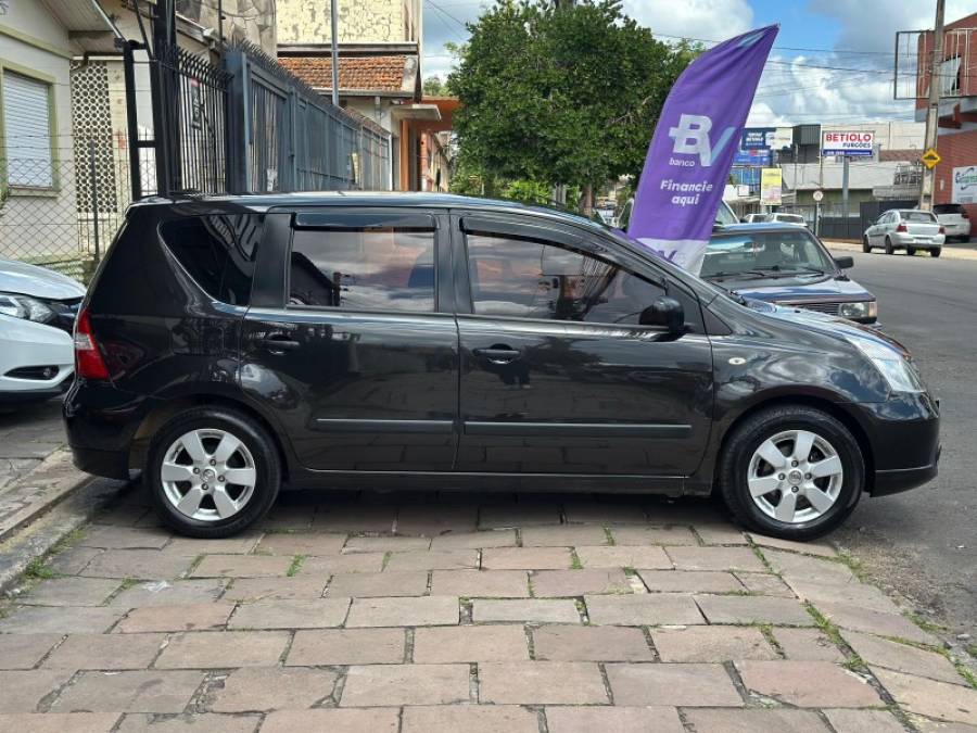 NISSAN - LIVINA - 2010/2010 - Preta - R$ 29.900,00