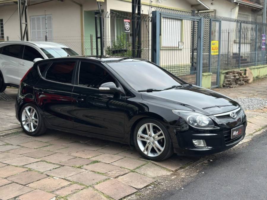 HYUNDAI - I30 - 2010/2011 - Preta - R$ 44.900,00