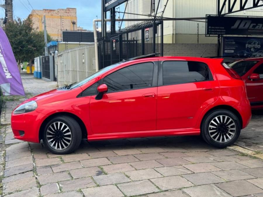 FIAT - PUNTO - 2008/2008 - Vermelha - R$ 37.900,00