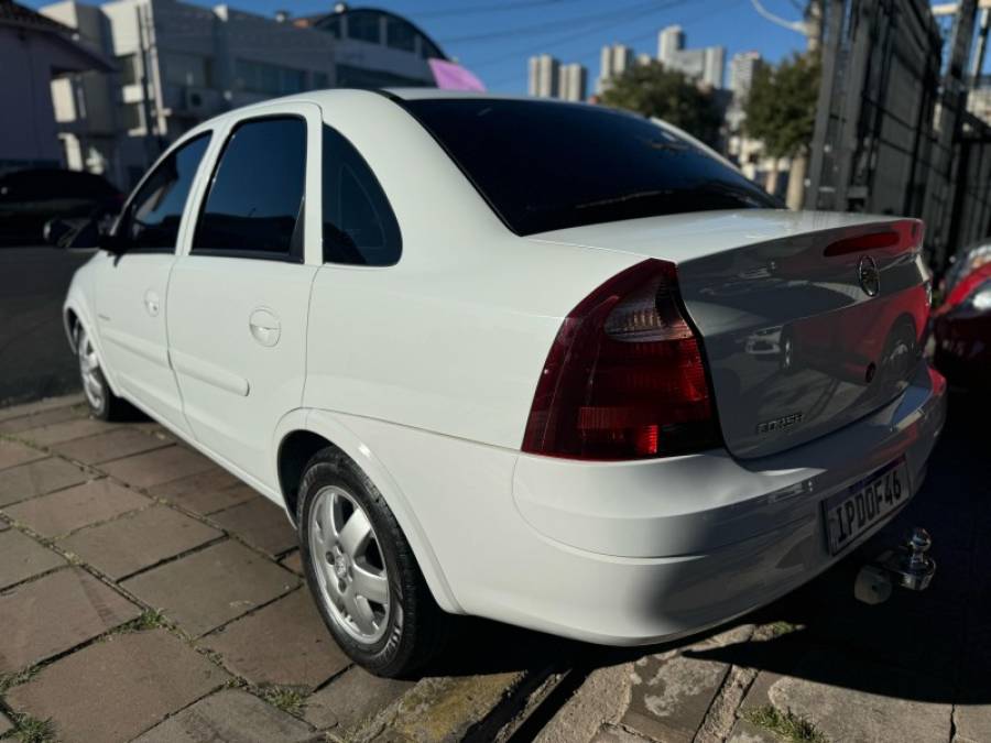 CHEVROLET - CORSA - 2009/2009 - Branca - R$ 30.900,00