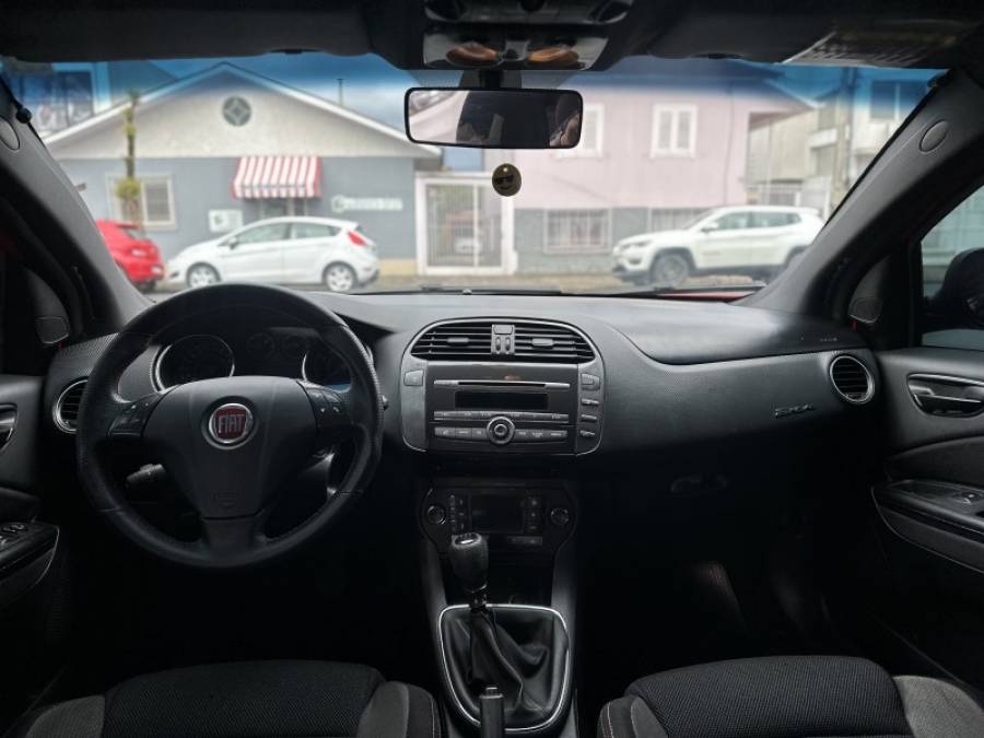 FIAT - BRAVO - 2014/2014 - Vermelha - R$ 46.900,00