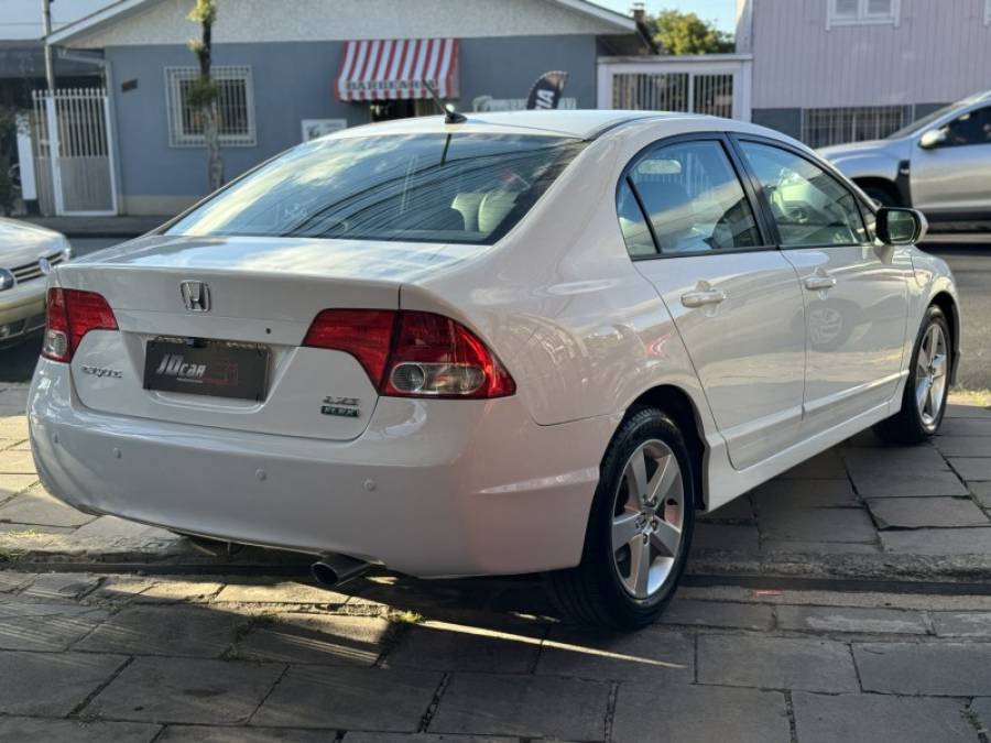 HONDA - CIVIC - 2009/2010 - Branca - R$ 51.900,00