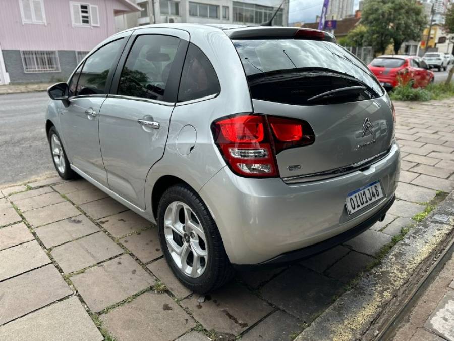 CITROËN - C3 - 2012/2013 - Prata - R$ 37.900,00
