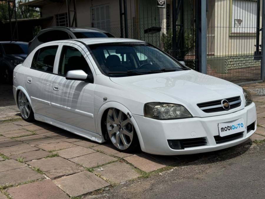 CHEVROLET - ASTRA - 2002/2003 - Branca - R$ 29.900,00