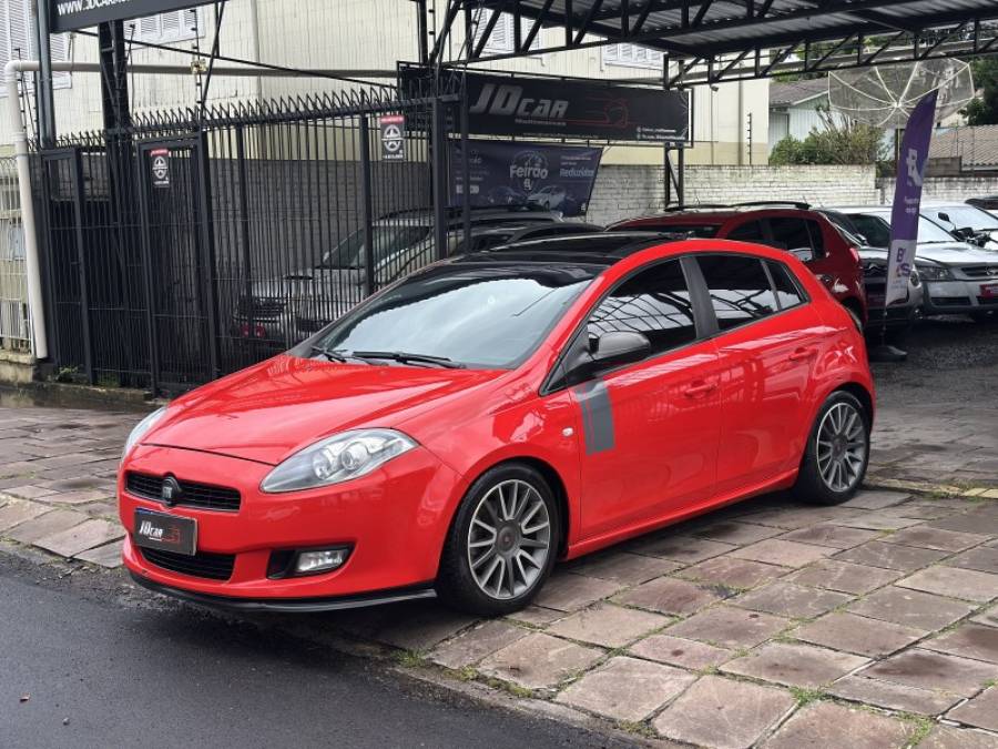 FIAT - BRAVO - 2014/2014 - Vermelha - R$ 46.900,00