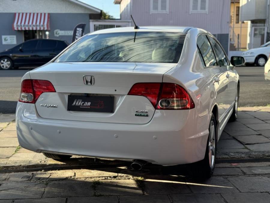 HONDA - CIVIC - 2009/2010 - Branca - R$ 51.900,00