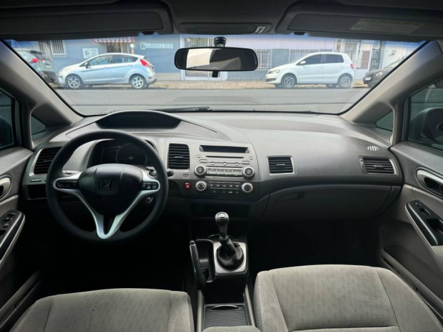 HONDA - CIVIC - 2011/2010 - Prata - R$ 51.900,00
