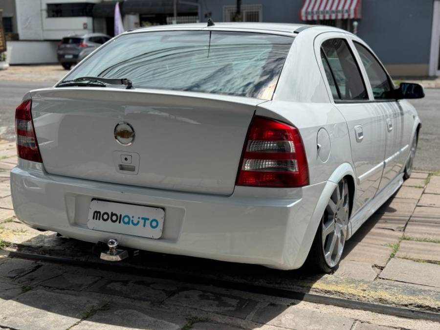 CHEVROLET - ASTRA - 2002/2003 - Branca - R$ 29.900,00