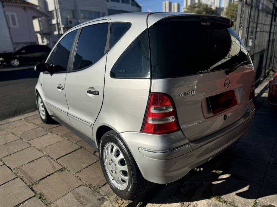 MERCEDES-BENZ - A 190 - 2004/2005 - Prata - R$ 24.900,00