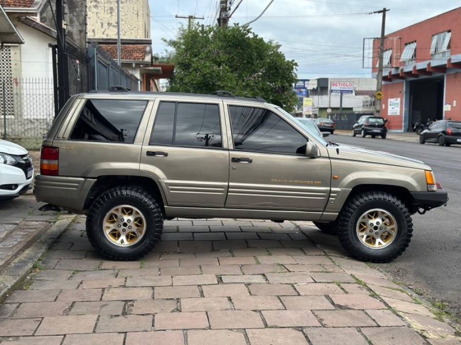 JEEP - GRAND CHEROKEE - 1997/1997 - Dourada - R$ 40.900,00