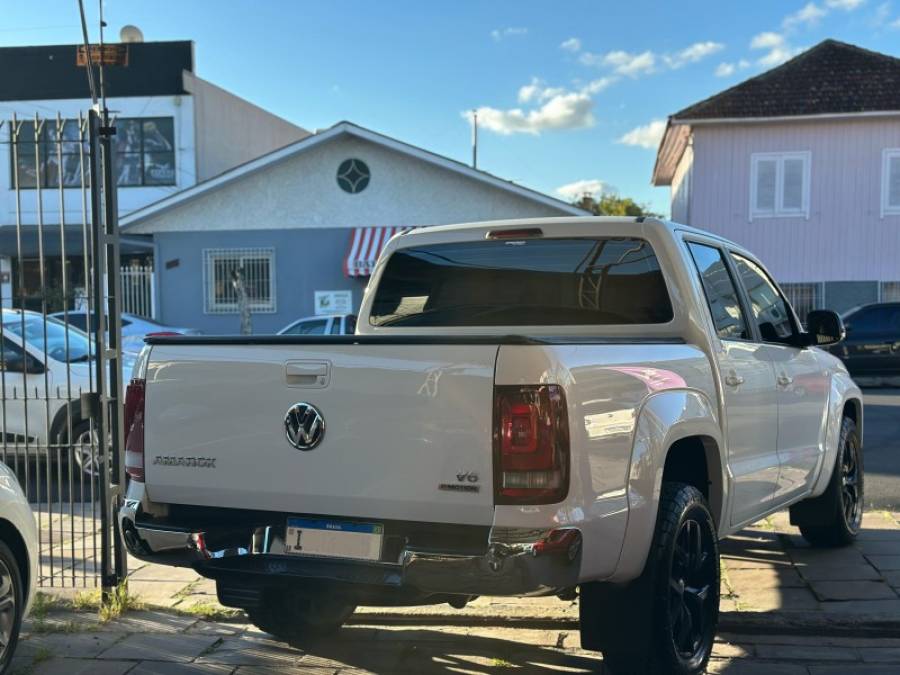 VOLKSWAGEN - AMAROK - 2019/2019 - Branca - R$ 159.900,00