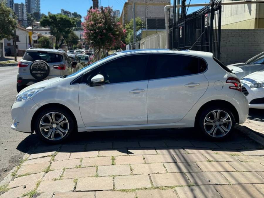 PEUGEOT - 208 - 2014/2014 - Branca - R$ 44.900,00